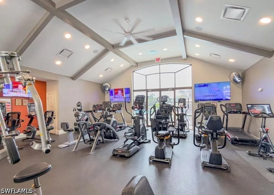 Winding Oaks Way Naples, FL 34109