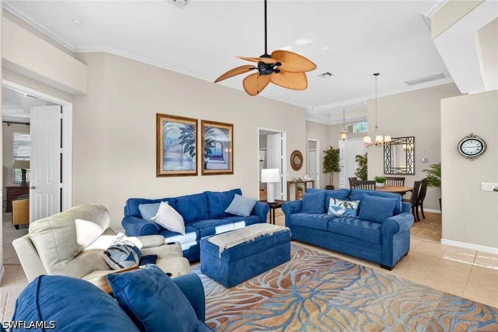 Winding Oaks Way Naples, FL 34109