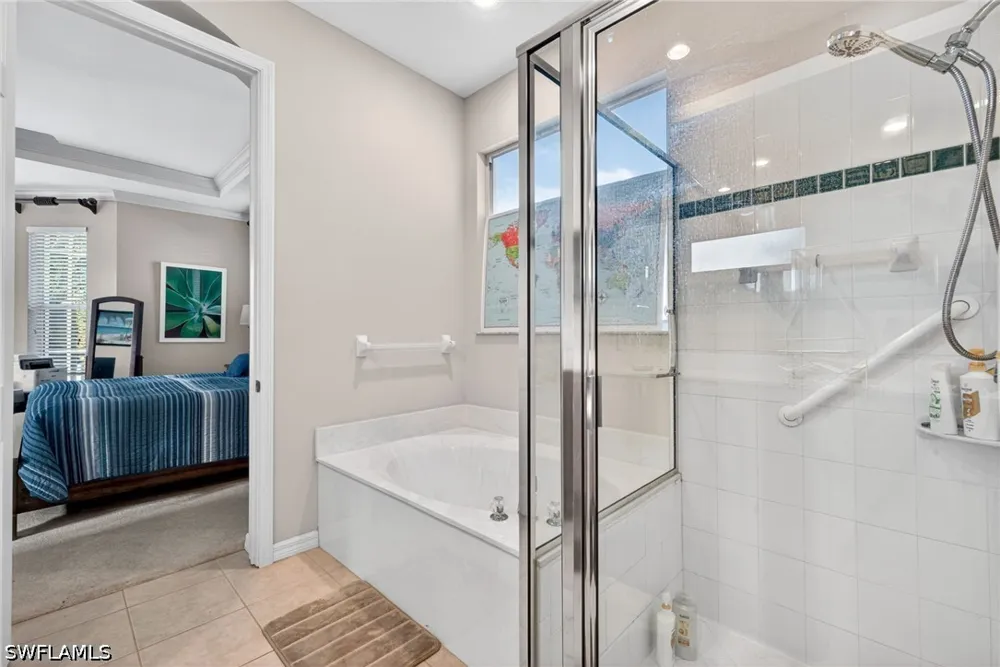 Winding Oaks Way Naples, FL 34109