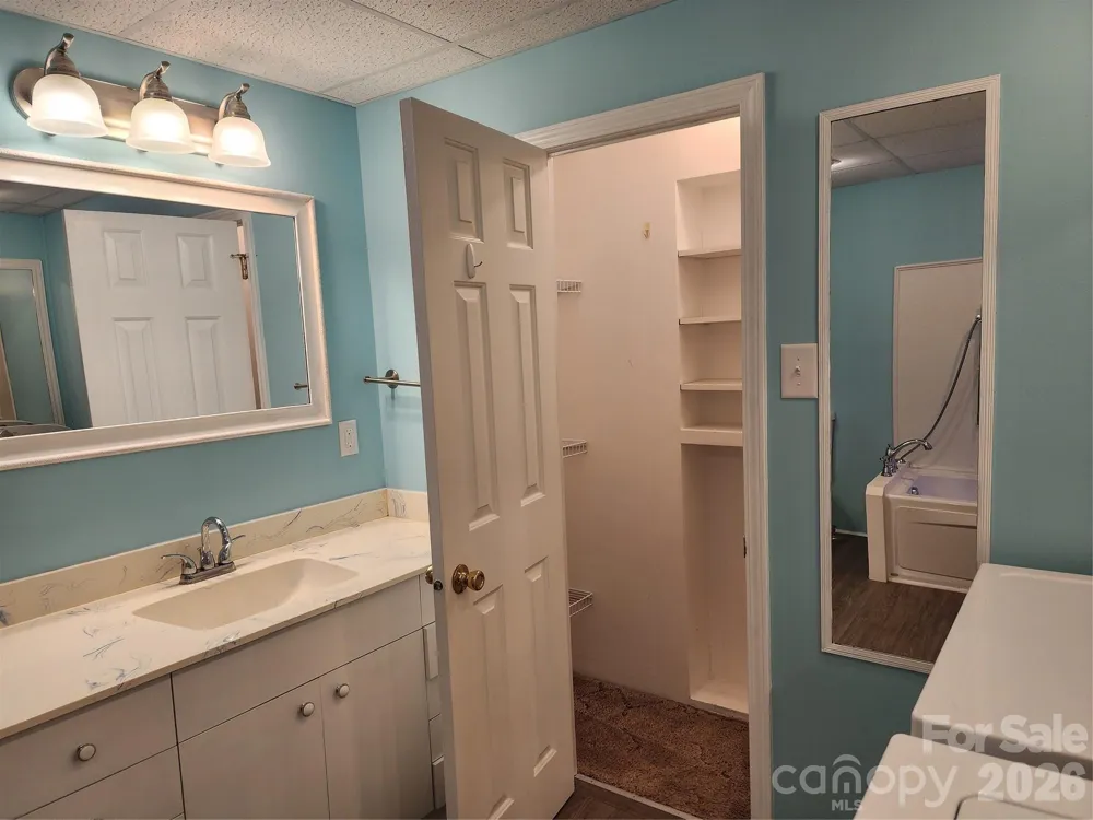 189 Brook Creek Drive Troutman, NC 28166
