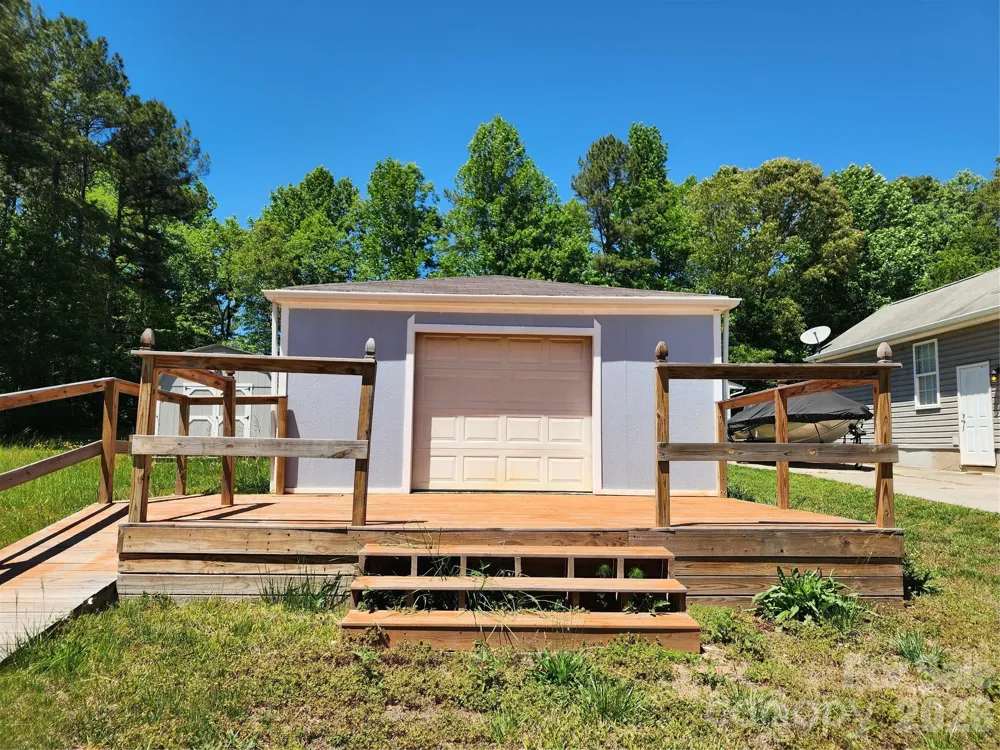 189 Brook Creek Drive Troutman, NC 28166