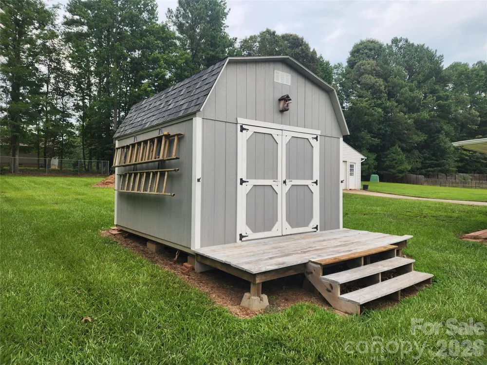 189 Brook Creek Drive Troutman, NC 28166