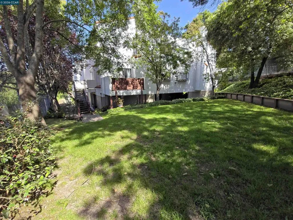 1739 Dalessi Dr Pinole, CA 94564