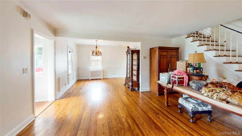 11 E Webster Street Merrick, NY 11566