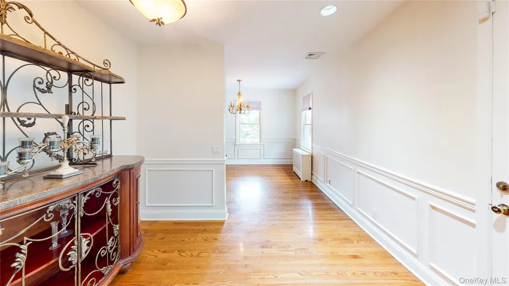11 E Webster Street Merrick, NY 11566