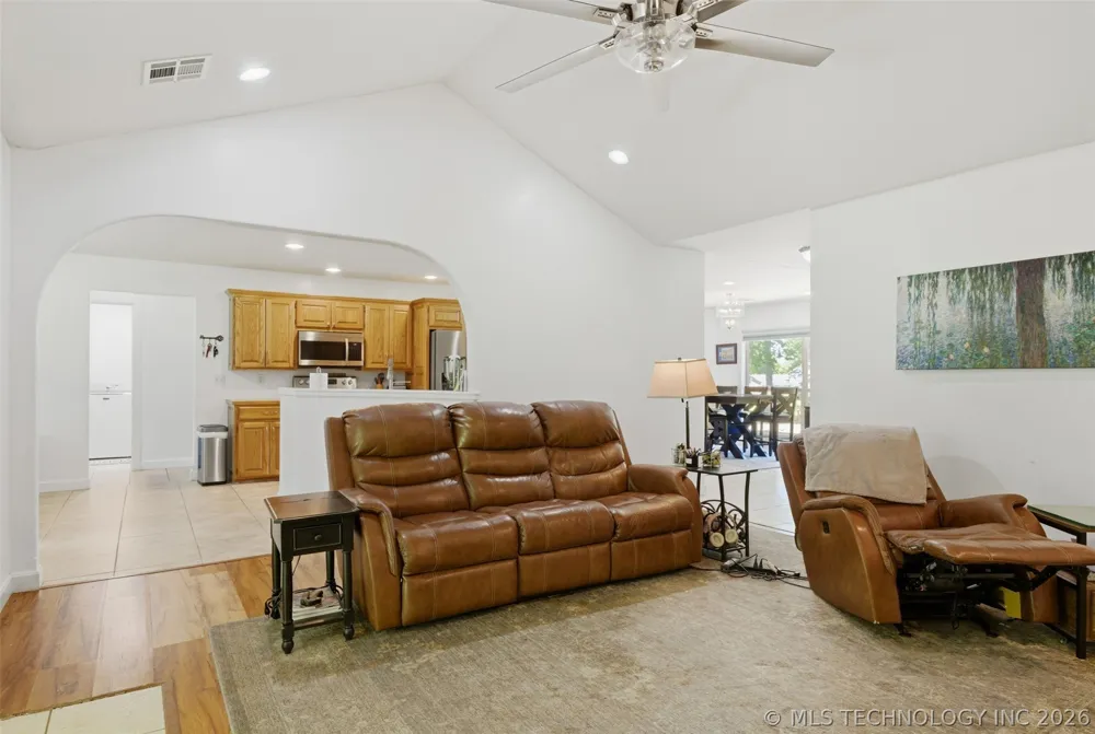 27204 S Highway 125 #37 Afton, OK 74331