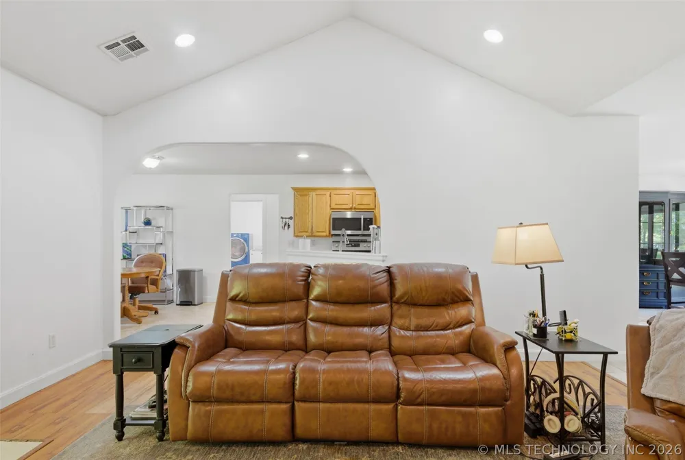 27204 S Highway 125 #37 Afton, OK 74331