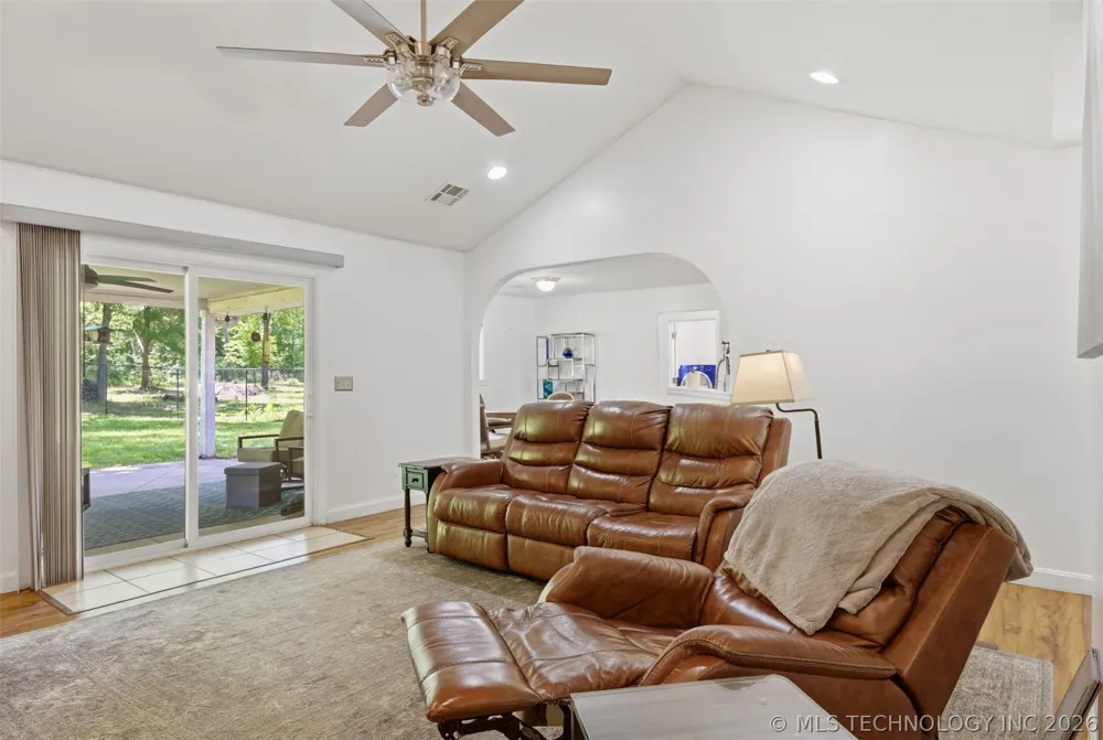 27204 S Highway 125 #37 Afton, OK 74331