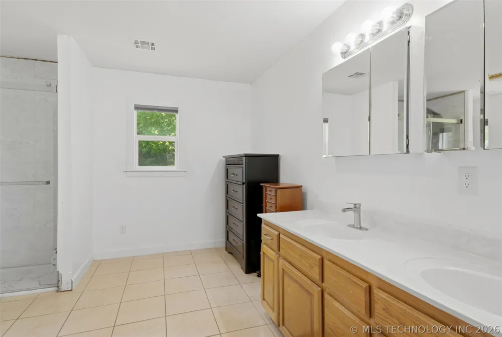 27204 S Highway 125 #37 Afton, OK 74331