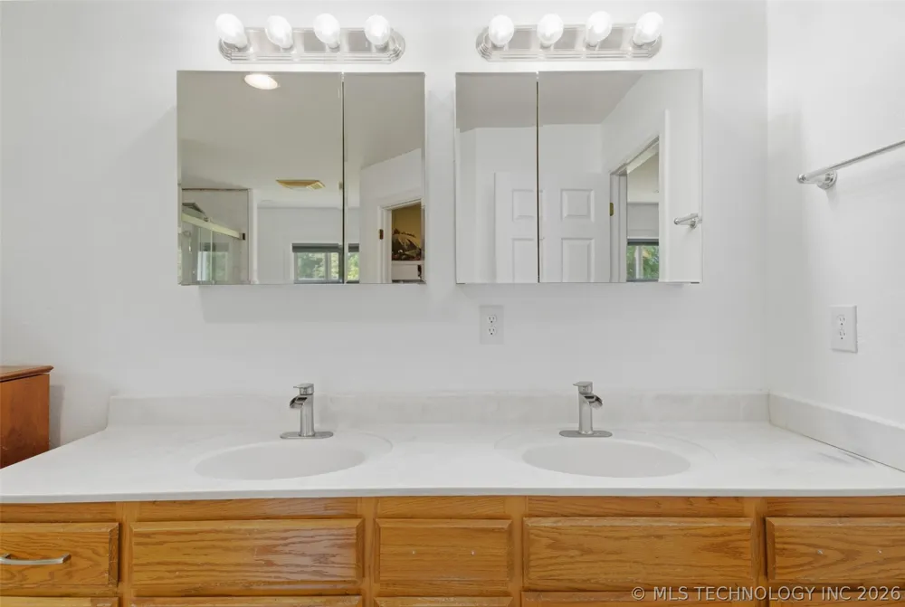 27204 S Highway 125 #37 Afton, OK 74331