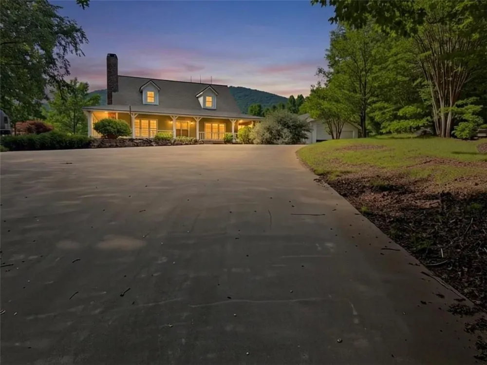 6911 Baker Circle Clermont, GA 30527