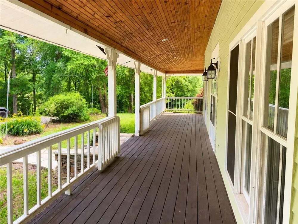 6911 Baker Circle Clermont, GA 30527