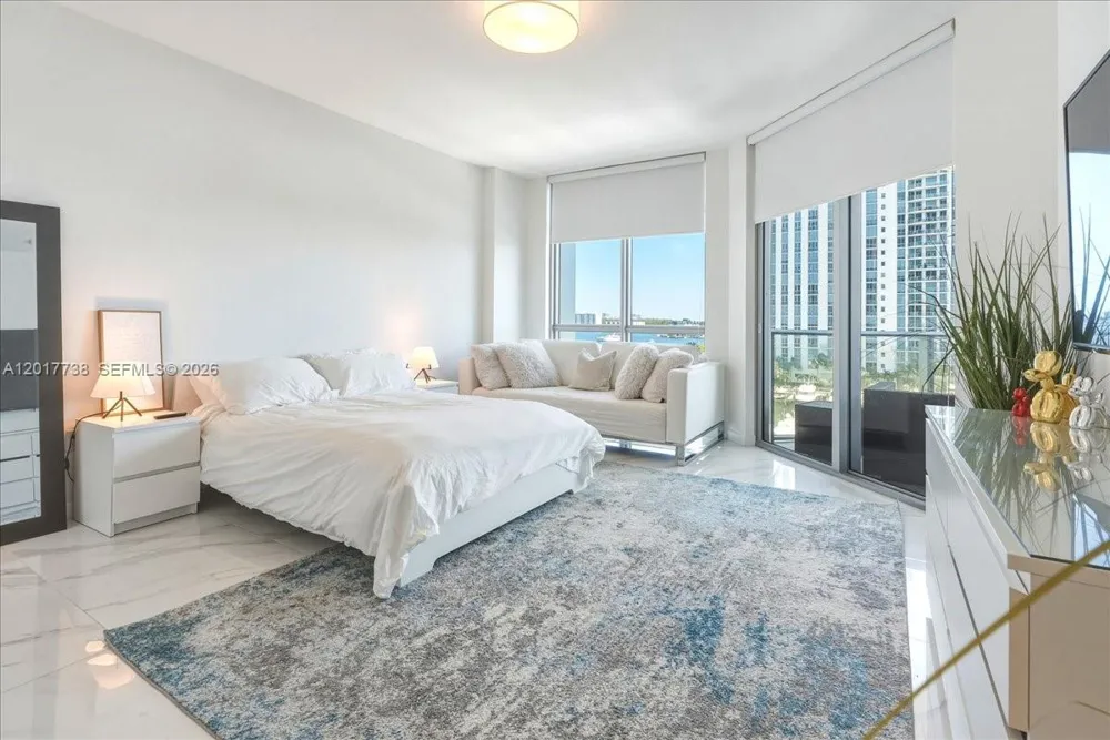 17301 Biscayne Blvd #605 North Miami Beach, FL 33160