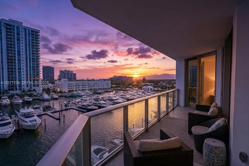 17301 Biscayne Blvd #605 North Miami Beach, FL 33160