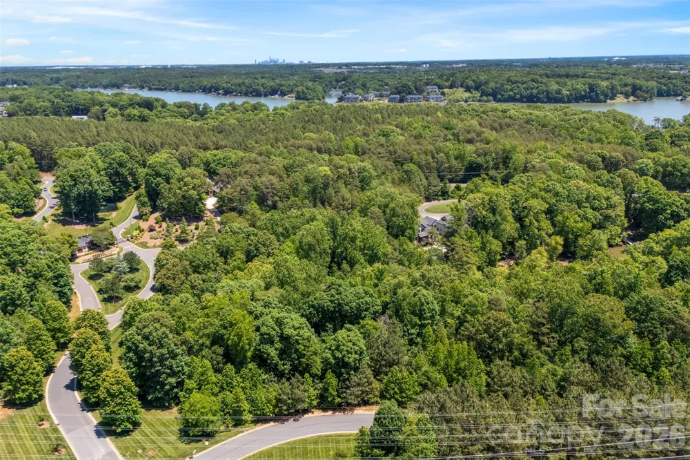 2009 Beauhaven Lane Belmont, NC 28012