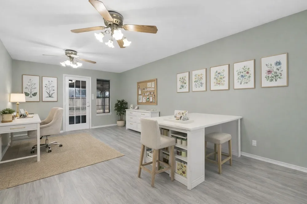 312 E Cottonwood Street Leonard, TX 75452
