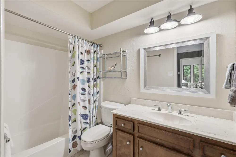 122 Brookdale Drive Highland Village, TX 75077