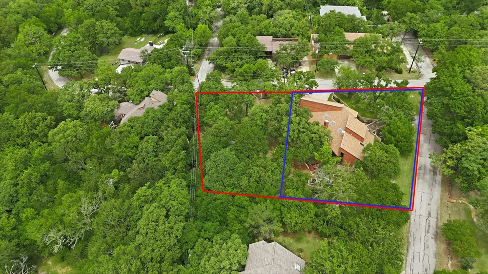 122 Brookdale Drive Highland Village, TX 75077