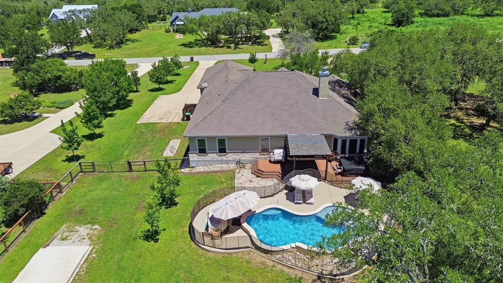 1106 Private Road 3702 San Antonio, TX 78253
