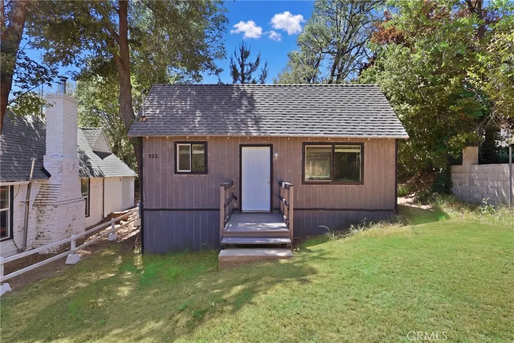 222 Craghill Cedar Glen, CA 92321