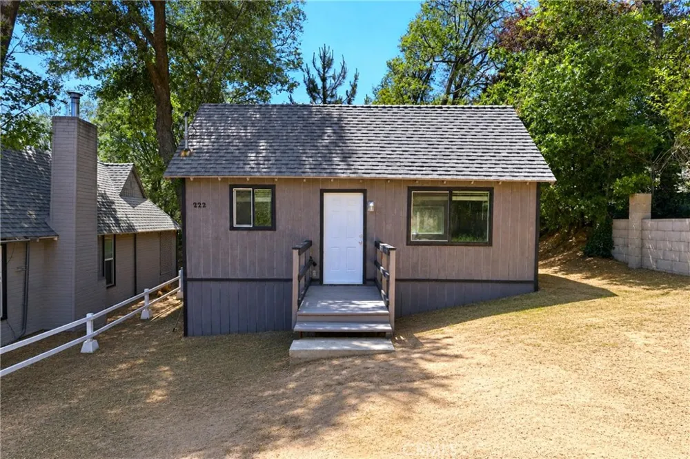 222 Craghill Cedar Glen, CA 92321