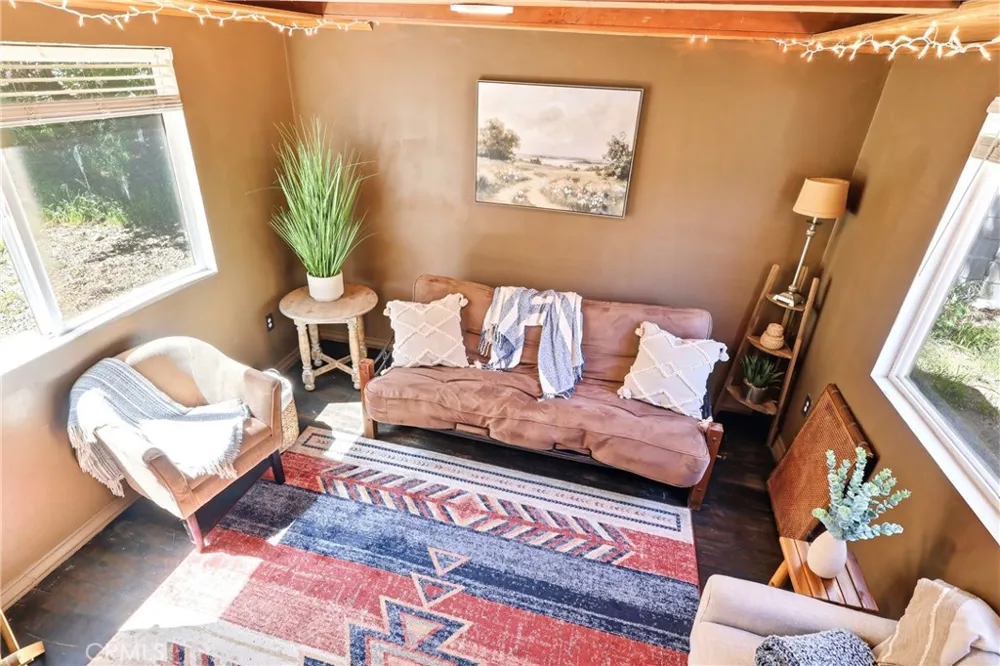 222 Craghill Cedar Glen, CA 92321