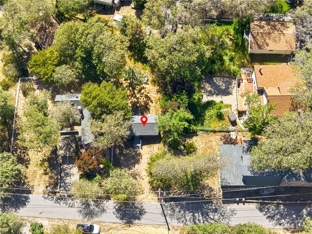 222 Craghill Cedar Glen, CA 92321