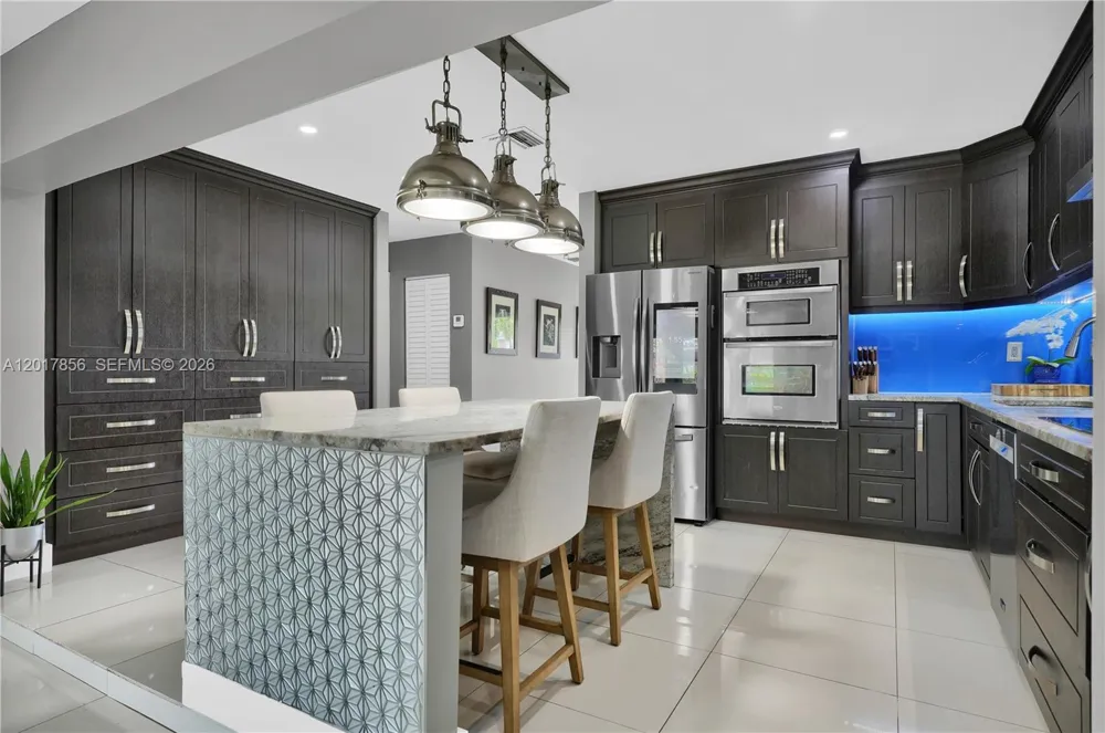 5241 SW 104th Ave Miami, FL 33165