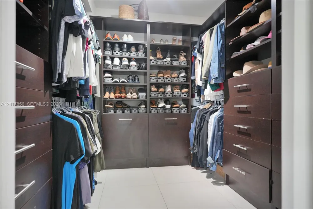 5241 SW 104th Ave Miami, FL 33165