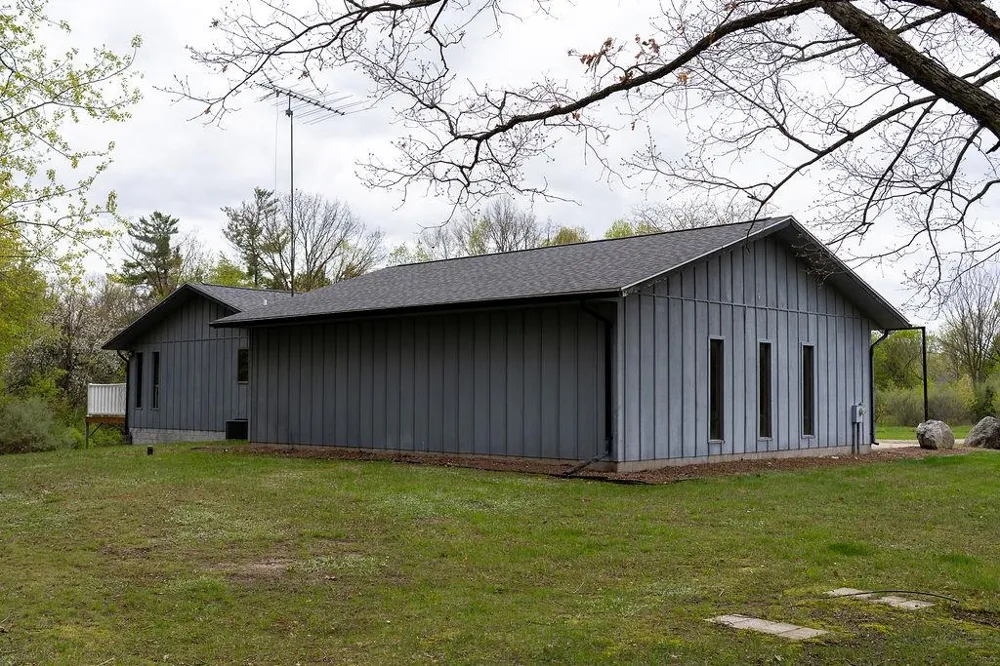 3290 E River Union Charter Township, MI 48858