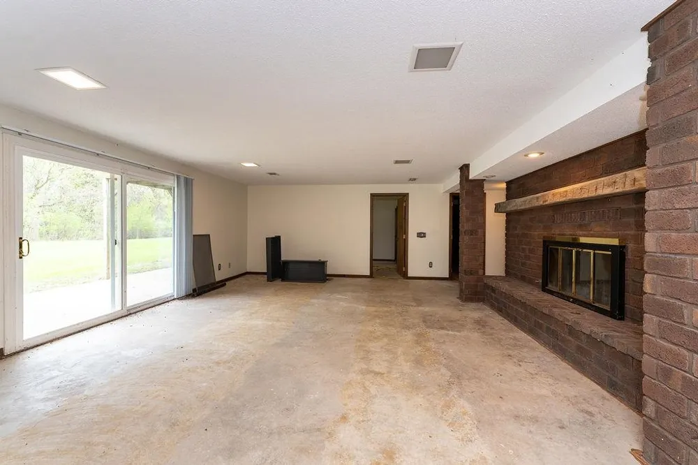3290 E River Union Charter Township, MI 48858