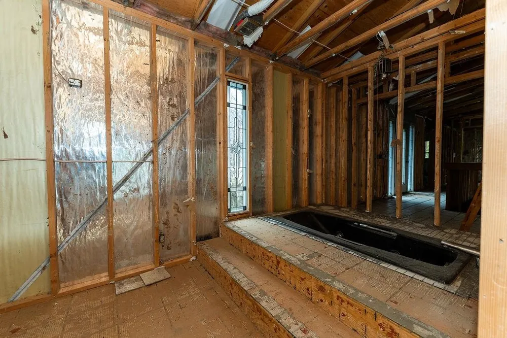 3290 E River Union Charter Township, MI 48858