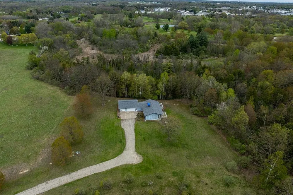 3290 E River Union Charter Township, MI 48858