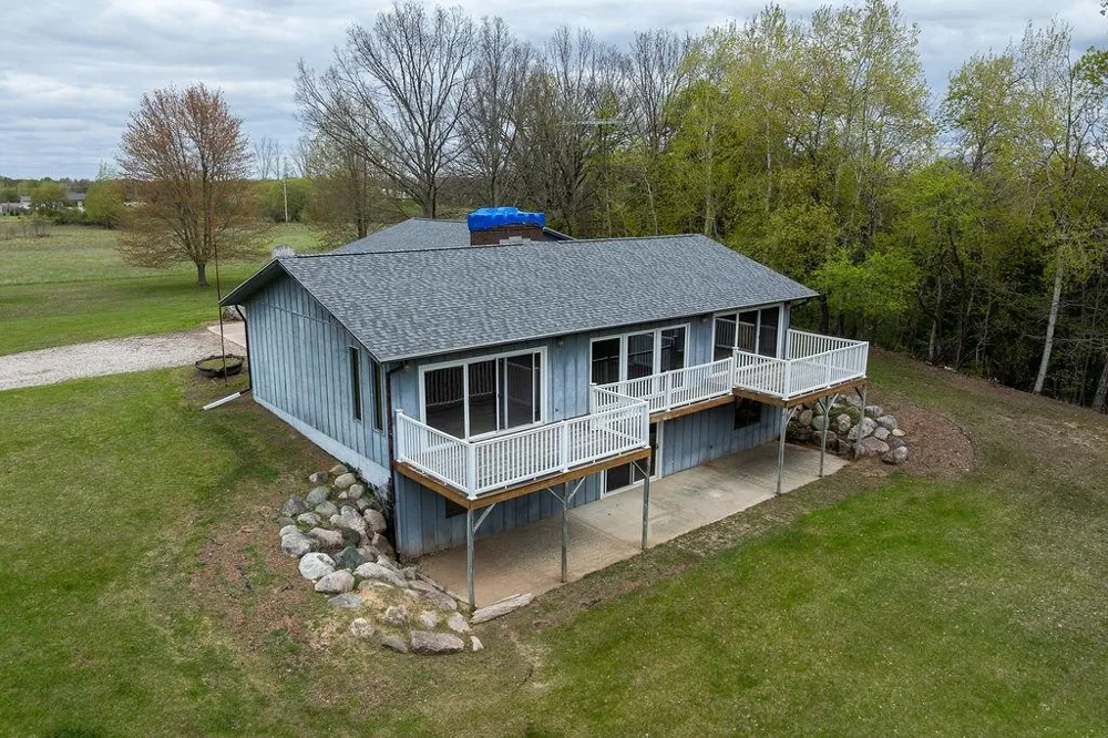 3290 E River Union Charter Township, MI 48858