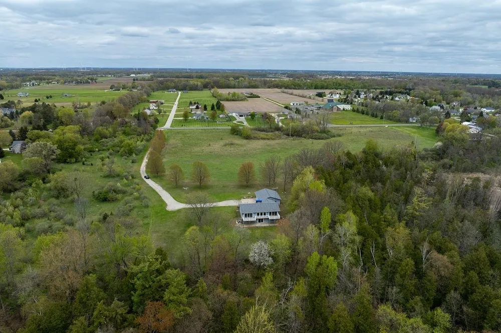 3290 E River Union Charter Township, MI 48858