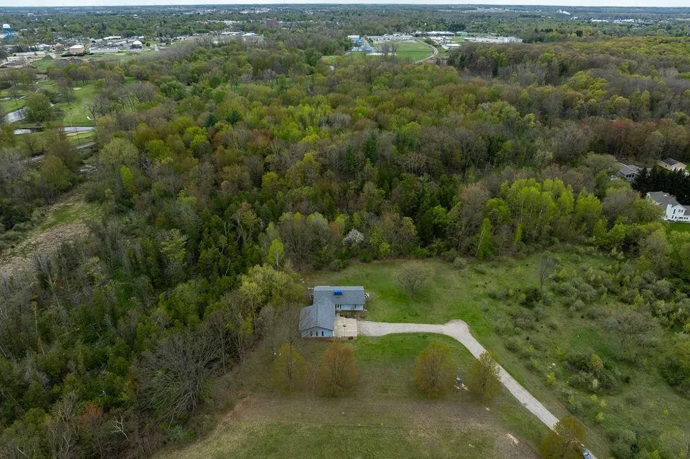 3290 E River Union Charter Township, MI 48858