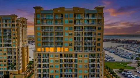 130 RIVIERA DUNES WAY #804
