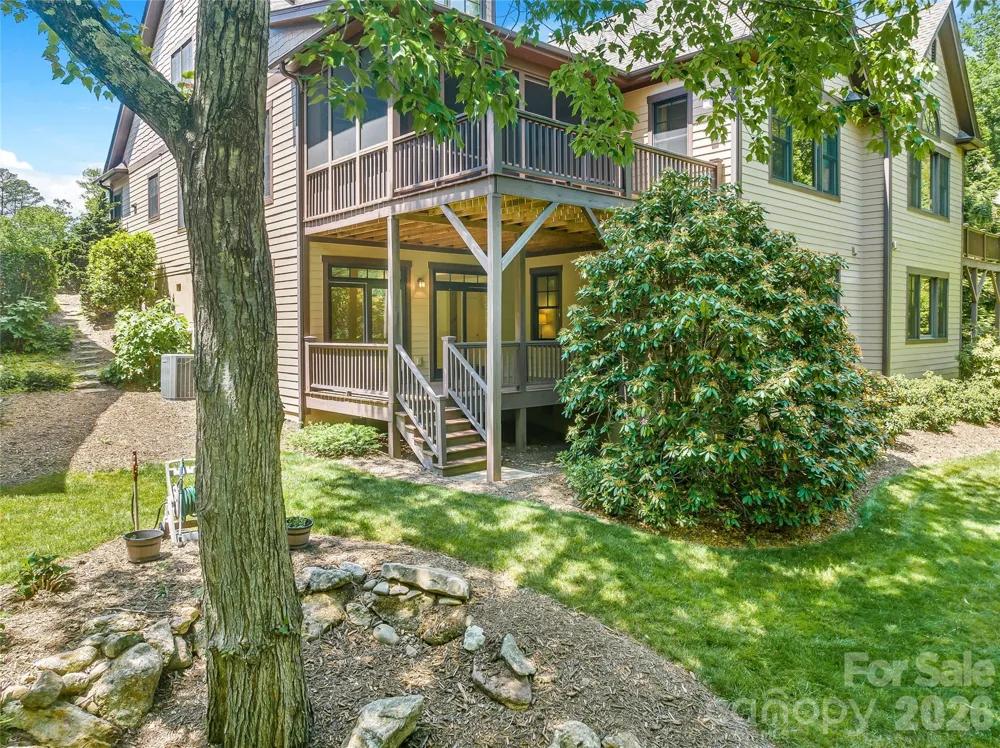 50 Meadow Village Lane Asheville, NC 28803
