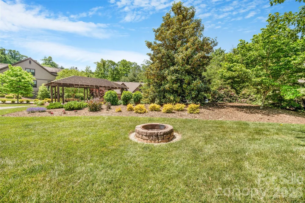 50 Meadow Village Lane Asheville, NC 28803