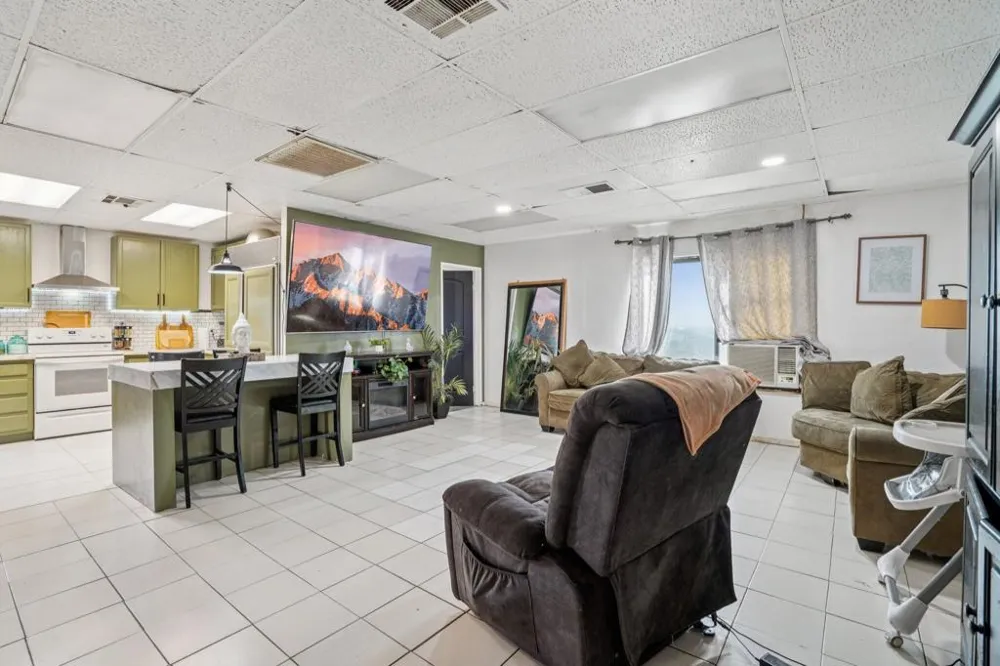 2154 Riviera Court Thermal, CA 92274