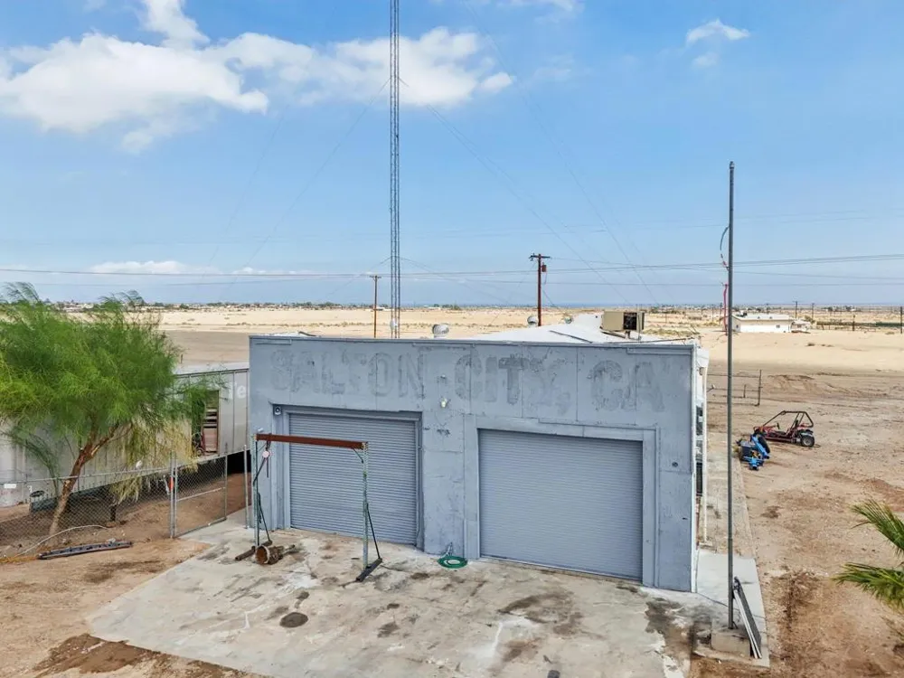 2154 Riviera Court Thermal, CA 92274