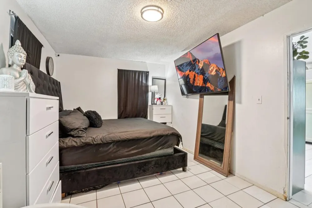 2154 Riviera Court Thermal, CA 92274
