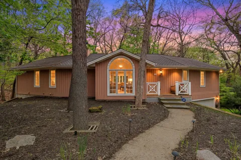 30 Briarwood Trail