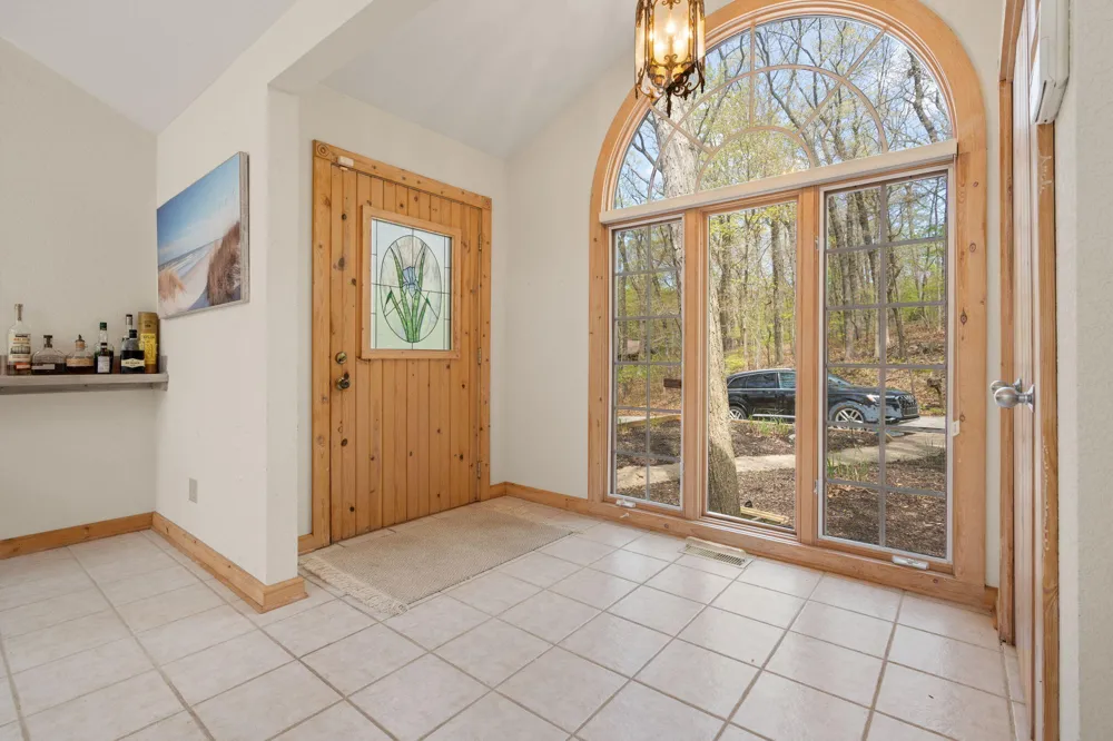 30 Briarwood Trail New Buffalo, MI 49117