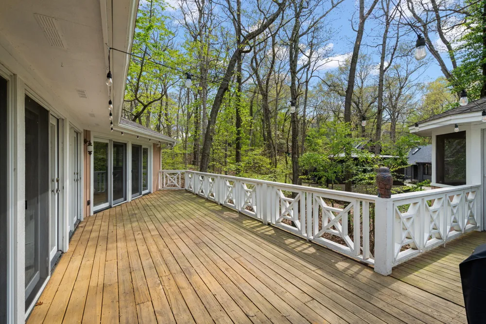 30 Briarwood Trail New Buffalo, MI 49117
