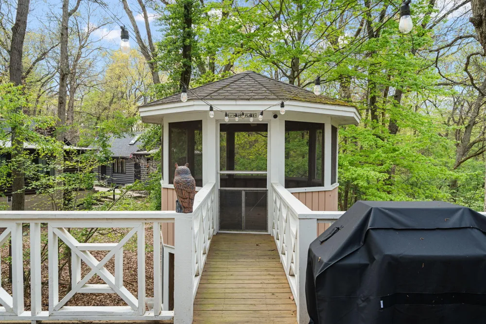 30 Briarwood Trail New Buffalo, MI 49117