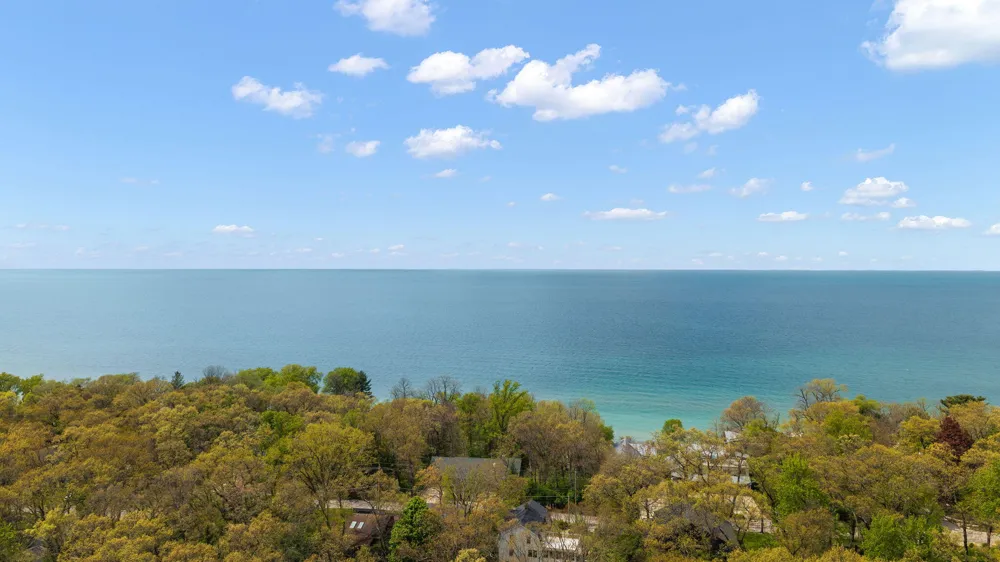 30 Briarwood Trail New Buffalo, MI 49117