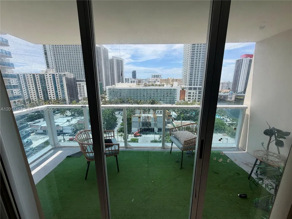 3800 S Ocean Dr #1208 Hollywood, FL 33019