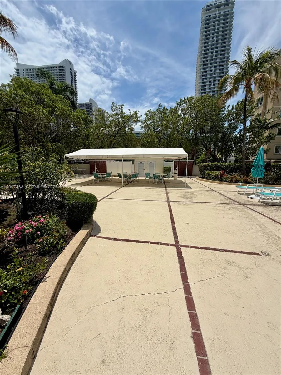 3800 S Ocean Dr #1208 Hollywood, FL 33019