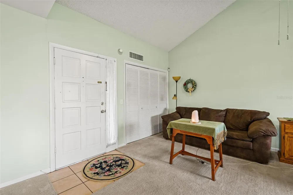4138 PINELAKE LANE #201 Tampa, FL 33618
